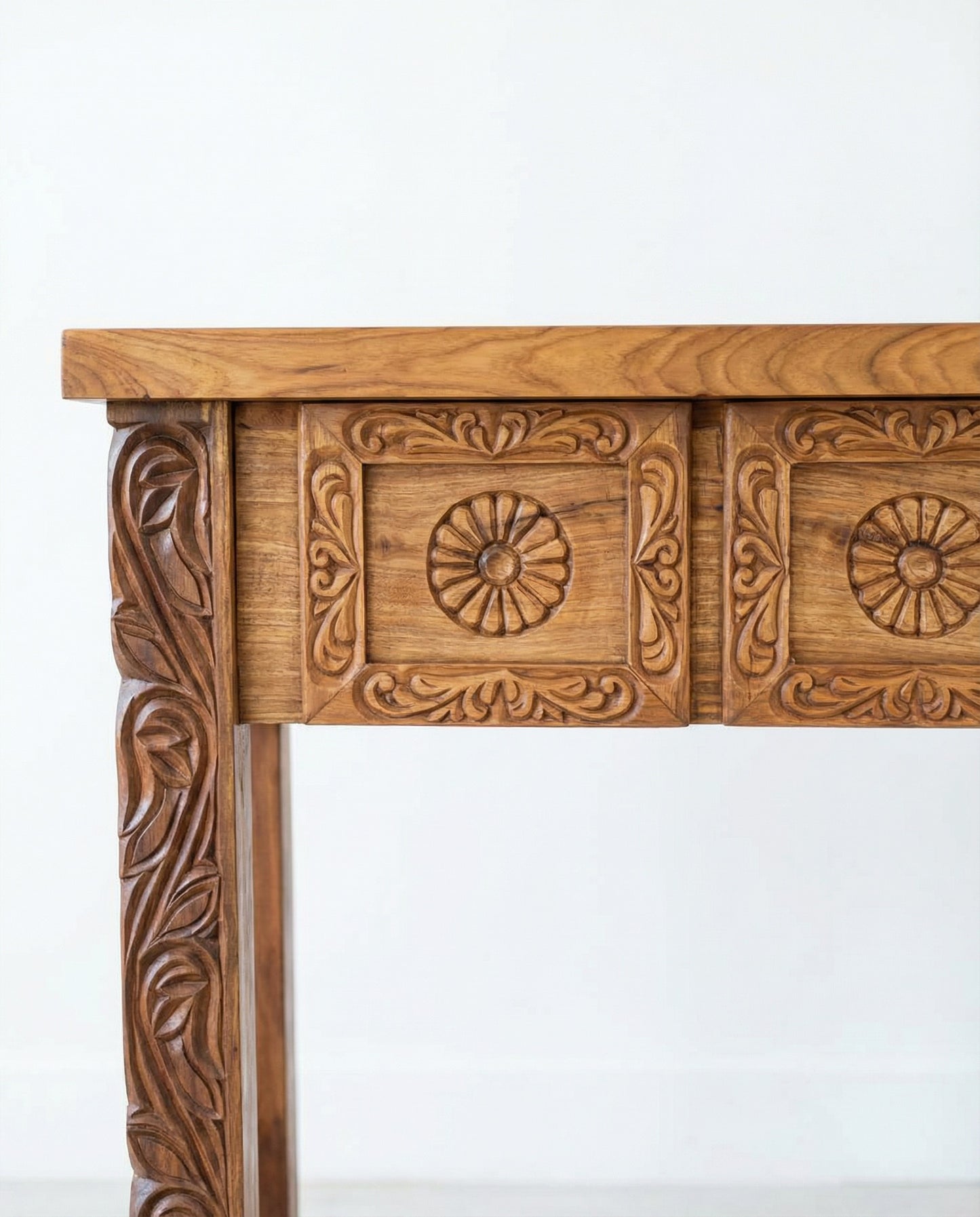 Filigree Flourish · Zanzibar Console